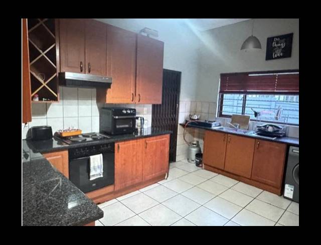 3 BEDROOM PROPERTY TO RENT IN NORTH RIDING